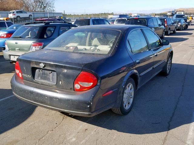 JN1CA31D01T801446 - 2001 NISSAN MAXIMA GXE BLACK photo 4