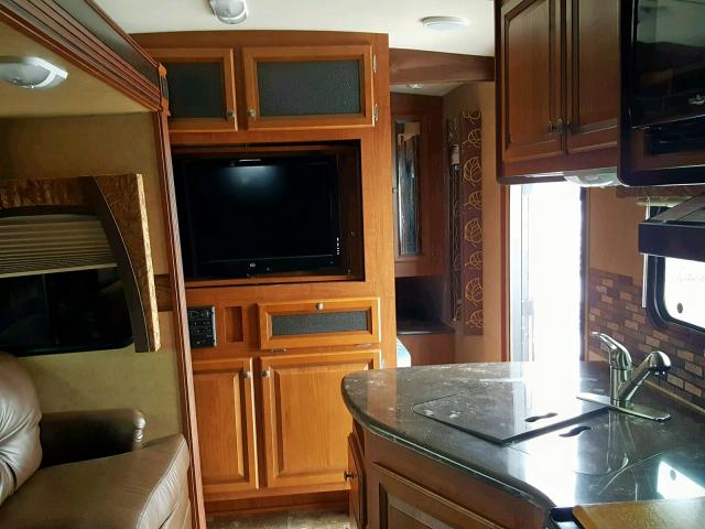 1UJBJ0BS6D1DR0481 - 2013 JAYCO EAGLE  BEIGE photo 9