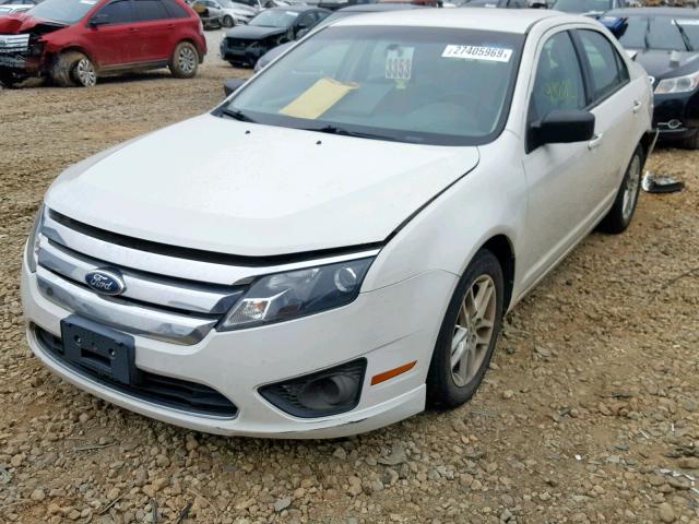 3FAHP0GA4CR108080 - 2012 FORD FUSION S WHITE photo 2