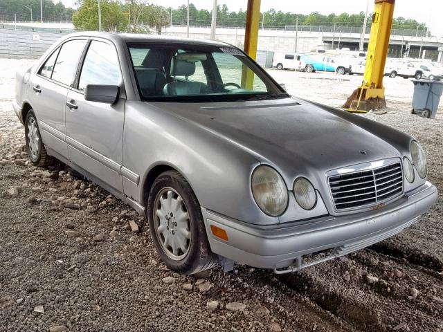 WDBJF55F7TJ010499 - 1996 MERCEDES-BENZ E 320 SILVER photo 1