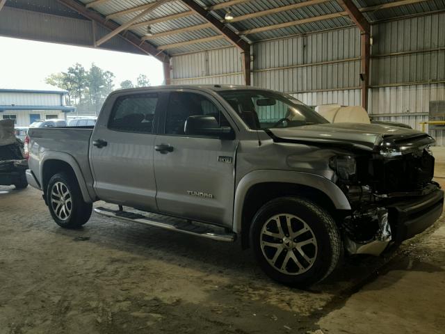 5TFEW5F16HX216696 - 2017 TOYOTA TUNDRA CRE GRAY photo 1