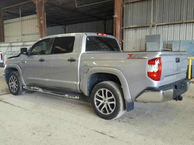 5TFEW5F16HX216696 - 2017 TOYOTA TUNDRA CRE GRAY photo 3