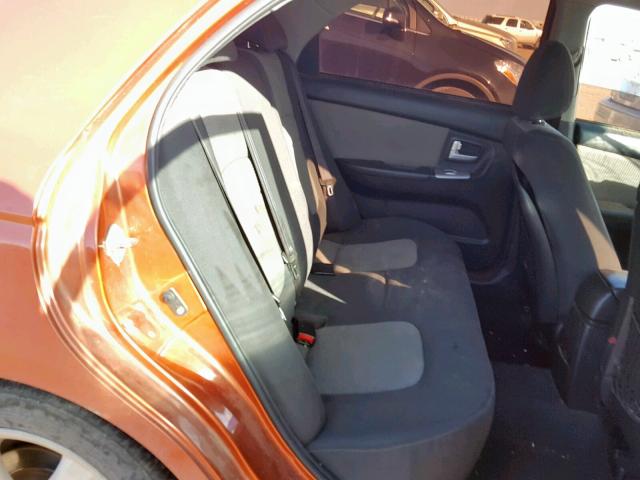 KNAFE121075007998 - 2007 KIA SPECTRA EX ORANGE photo 6