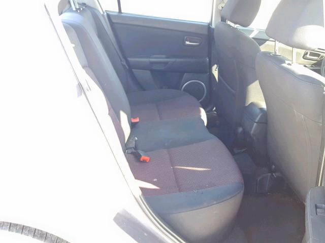 JM1BK323961419303 - 2006 MAZDA 3 S GRAY photo 6