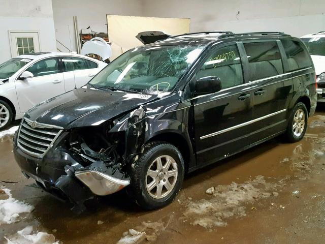 2A4RR5D19AR115520 - 2010 CHRYSLER TOWN & COU BLACK photo 2