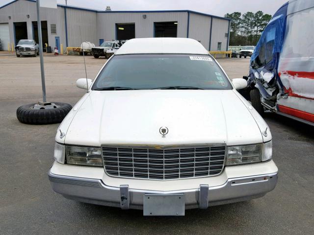 1GEFH90P9TR710803 - 1996 CADILLAC COMMERCIAL WHITE photo 9