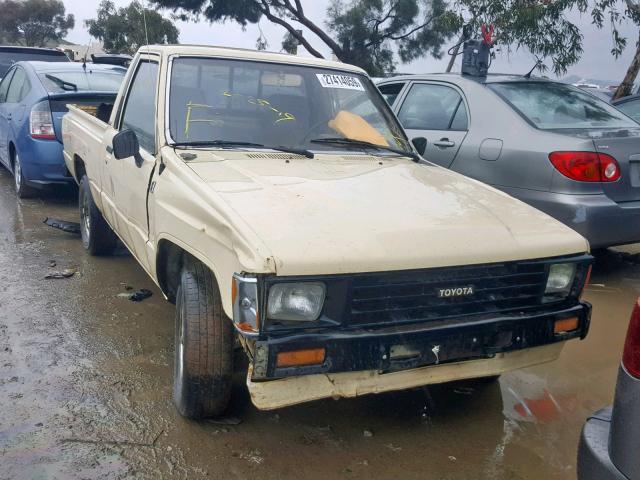 JT4RN50R1G0123224 - 1986 TOYOTA PICKUP 1/2 YELLOW photo 1