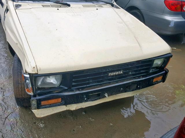 JT4RN50R1G0123224 - 1986 TOYOTA PICKUP 1/2 YELLOW photo 7