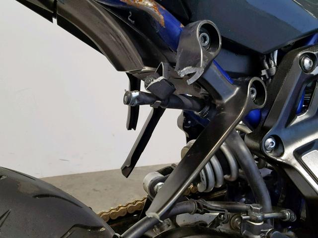 JYARM06E1FA004944 - 2015 YAMAHA FZ07 BLUE photo 17