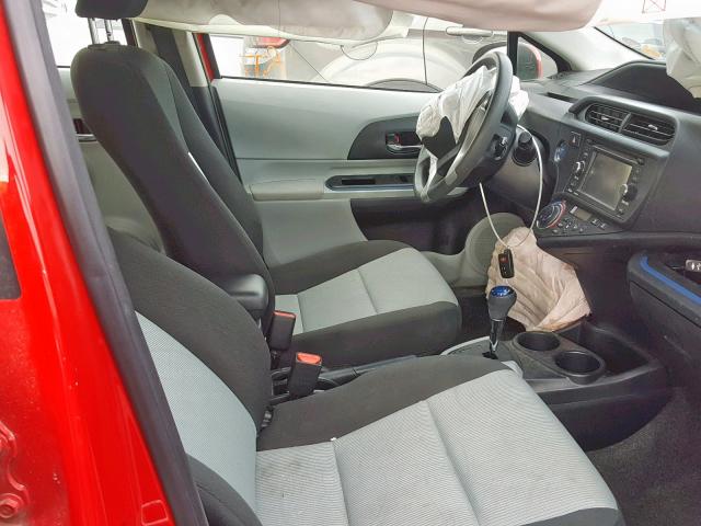 JTDKDTB35D1537548 - 2013 TOYOTA PRIUS C RED photo 5