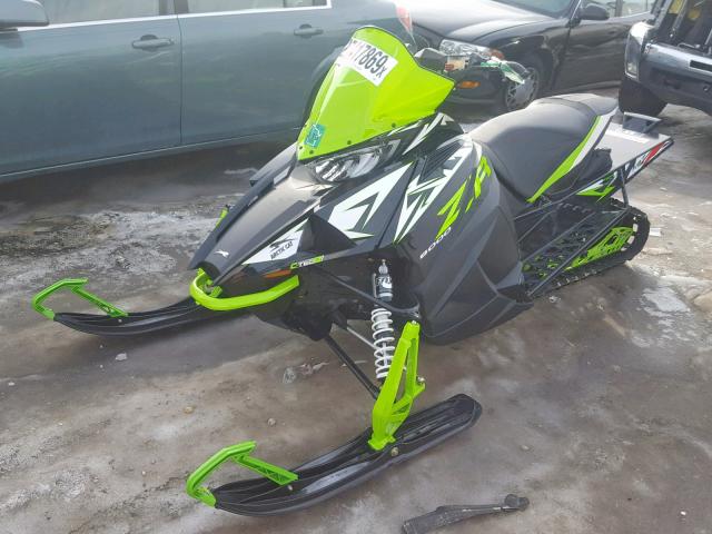 4UF18SNW0JT114529 - 2018 ARCTIC CAT ZR8000 GREEN photo 2