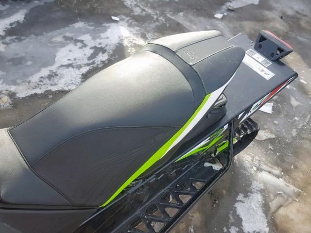 4UF18SNW0JT114529 - 2018 ARCTIC CAT ZR8000 GREEN photo 6