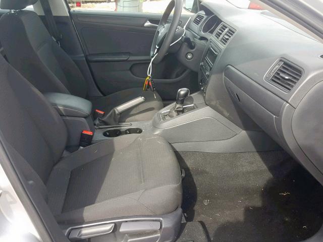 3VW2K7AJ4FM409169 - 2015 VOLKSWAGEN JETTA BASE SILVER photo 5