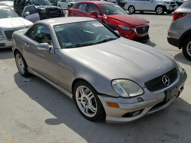 WDBKK66F33F289473 - 2003 MERCEDES-BENZ SLK 32 AMG GRAY photo 1