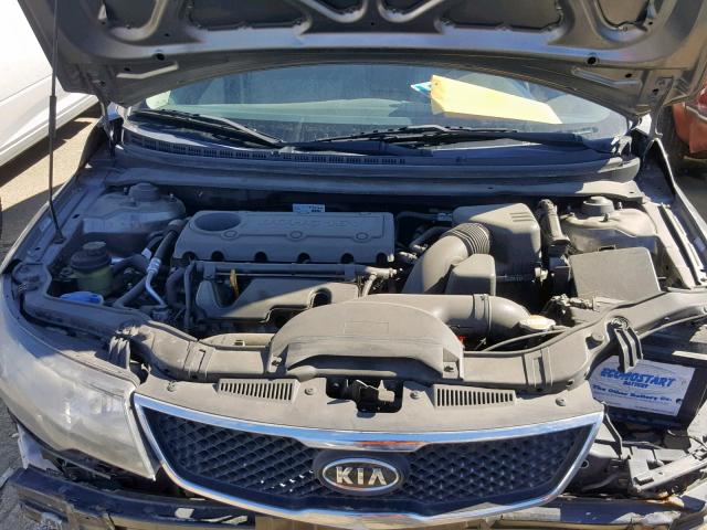 KNAFU4A29A5050807 - 2010 KIA FORTE EX GRAY photo 7