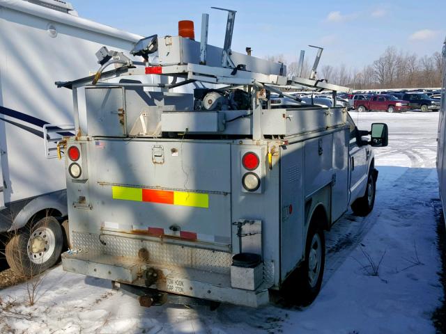 1FDSF30538EC15662 - 2008 FORD F350 SRW S WHITE photo 4