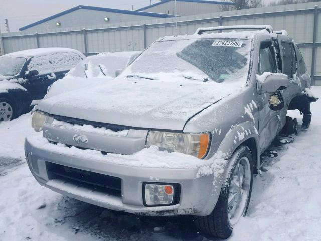 JNRDR09Y93W302999 - 2003 INFINITI QX4 SILVER photo 2