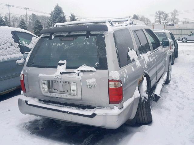 JNRDR09Y93W302999 - 2003 INFINITI QX4 SILVER photo 4