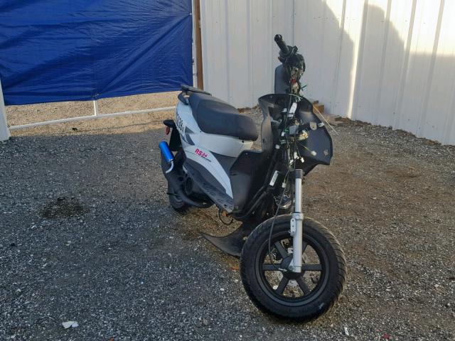 RFLDA0516GA002919 - 2016 TAIW SCOOTER WHITE photo 1