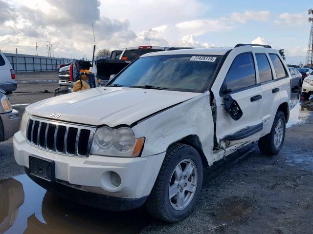 1J4HR48N75C628783 - 2005 JEEP GRAND CHER WHITE photo 2