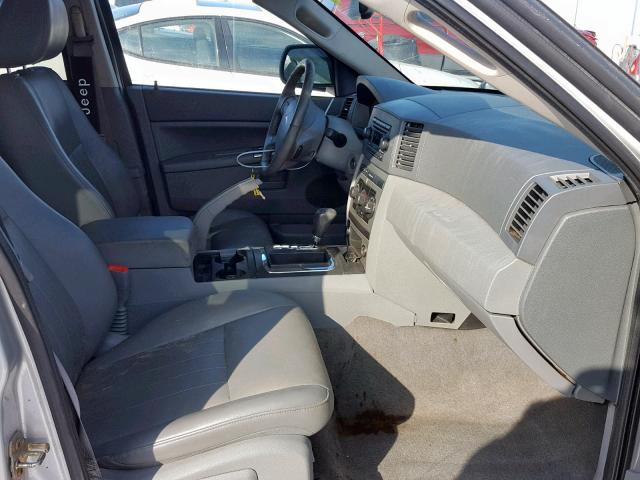 1J4GS48K45C591035 - 2005 JEEP GRAND CHER GRAY photo 5