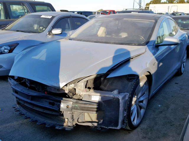 5YJSA1CG0DFP18109 - 2013 TESLA MODEL S SILVER photo 2