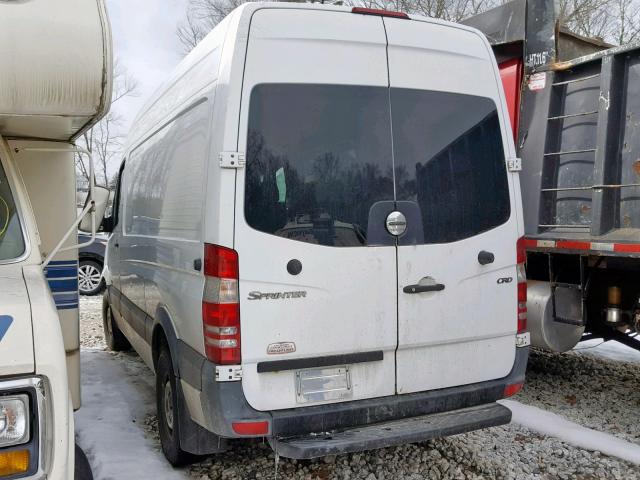 WDYPE745385266470 - 2008 FREIGHTLINER SPRINTER 2 WHITE photo 3