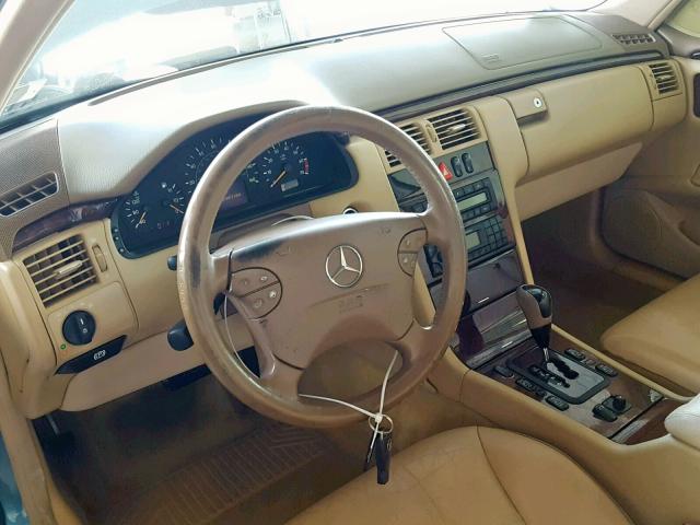 WDBJF65J01B340230 - 2001 MERCEDES-BENZ E 320 GREEN photo 9