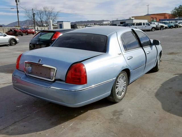 2LNHM82W78X642408 - 2008 LINCOLN TOWN CAR S BLUE photo 4