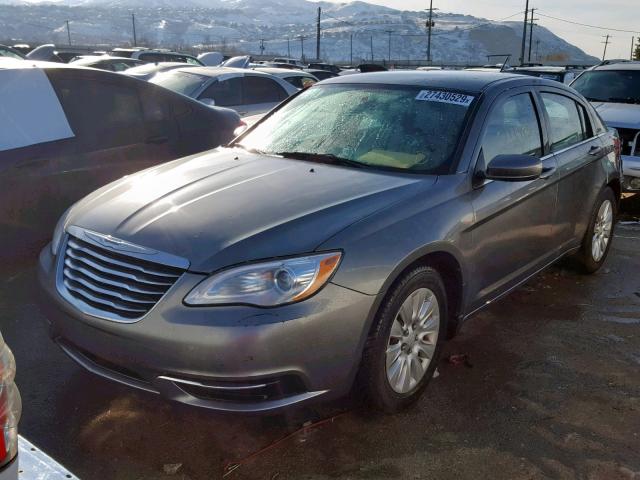 1C3CCBAB4CN127619 - 2012 CHRYSLER 200 LX GRAY photo 2