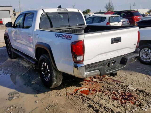 3TMCZ5AN7JM164323 - 2018 TOYOTA TACOMA DOU WHITE photo 3