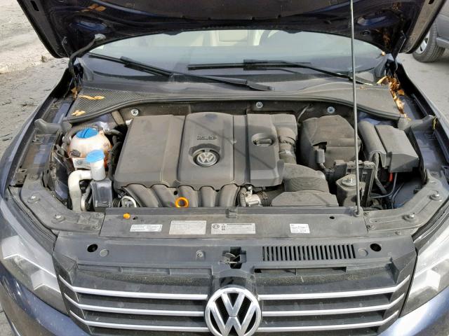 1VWBH7A37CC013864 - 2012 VOLKSWAGEN PASSAT SE BLUE photo 7