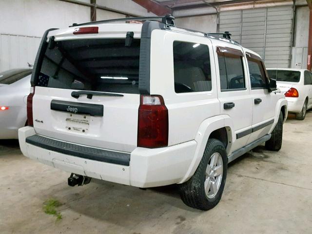 1J8HG48K86C330660 - 2006 JEEP COMMANDER YELLOW photo 4