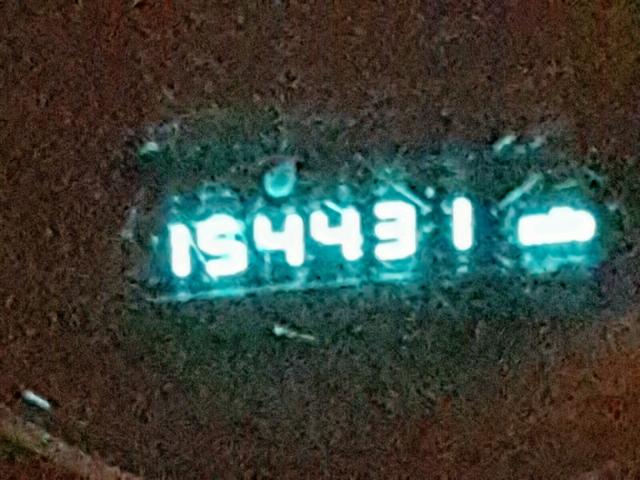 1J8HG48K86C330660 - 2006 JEEP COMMANDER YELLOW photo 8