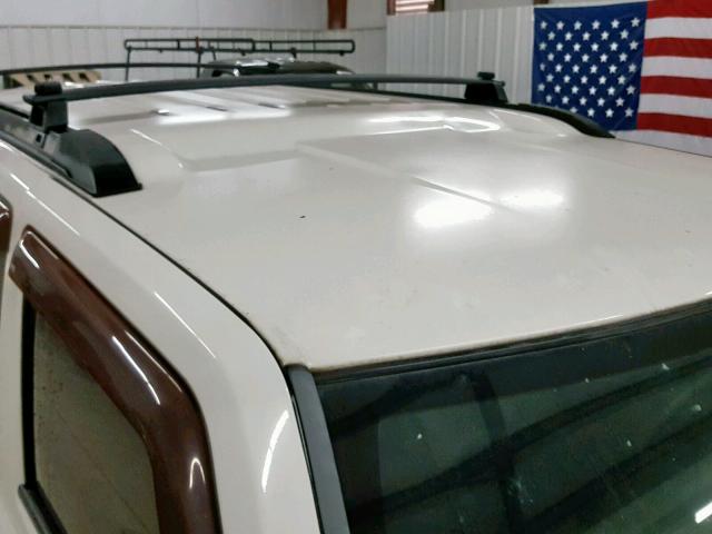 1J8HG48K86C330660 - 2006 JEEP COMMANDER YELLOW photo 9