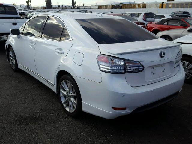 JTHBB1BA2B2044313 - 2011 LEXUS HS 250H WHITE photo 3