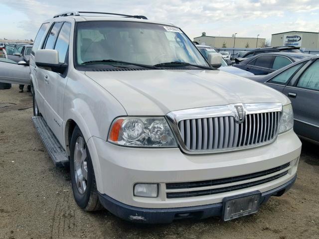 5LMFU27505LJ18348 - 2005 LINCOLN NAVIGATOR CREAM photo 1