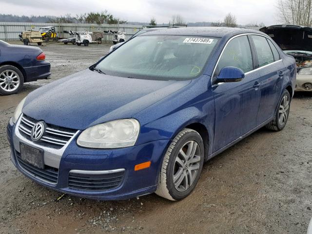 3VWSF71K66M765720 - 2006 VOLKSWAGEN JETTA 2.5 BLUE photo 2