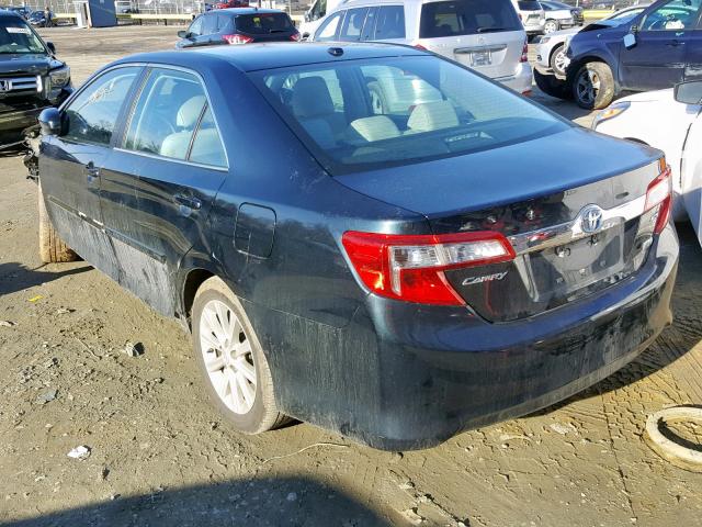 4T1BD1FK5EU121520 - 2014 TOYOTA CAMRY HYBR BLUE photo 3