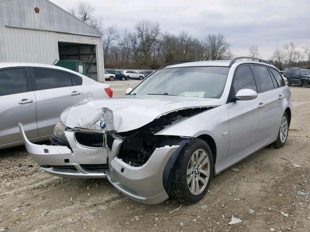 WBAVT13546KW23609 - 2006 BMW 325 XIT SILVER photo 2