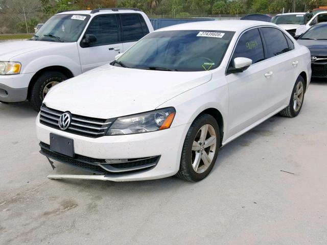 1VWBP7A32CC103247 - 2012 VOLKSWAGEN PASSAT SE WHITE photo 2