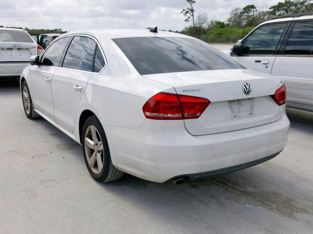 1VWBP7A32CC103247 - 2012 VOLKSWAGEN PASSAT SE WHITE photo 3