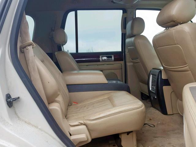 5LMFU285X6LJ21029 - 2006 LINCOLN NAVIGATOR 白色 照片 6