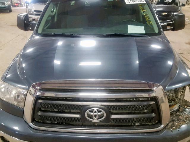 5TFDW5F12AX150214 - 2010 TOYOTA TUNDRA CRE BLUE photo 7