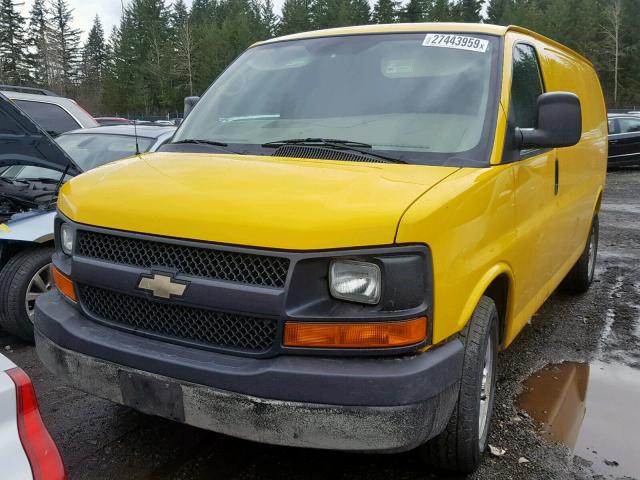 1GCSGAFX8B1174989 - 2011 CHEVROLET EXPRESS G1 YELLOW photo 2