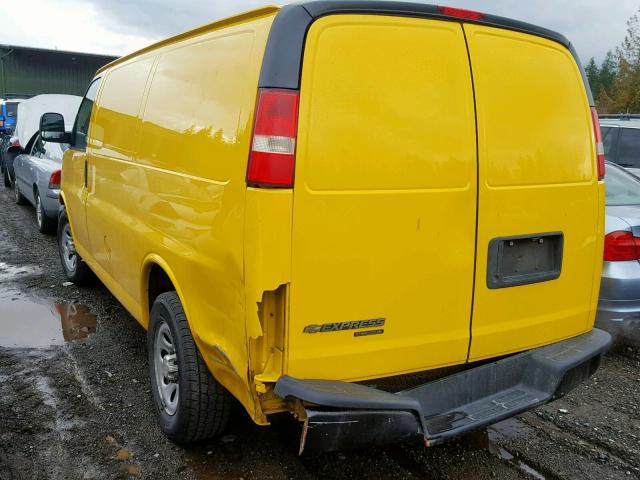 1GCSGAFX8B1174989 - 2011 CHEVROLET EXPRESS G1 YELLOW photo 3