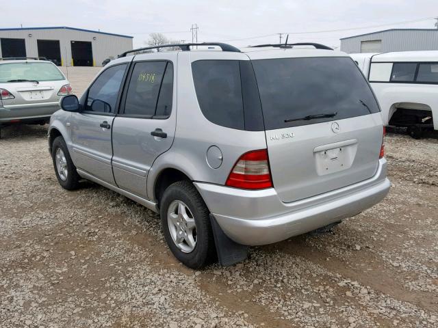 4JGAB54E31A254214 - 2001 MERCEDES-BENZ ML 320 SILVER photo 3