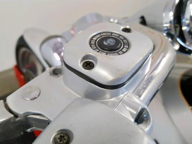 1HD1HAZ433K842847 - 2003 HARLEY-DAVIDSON VRSCA ANNI SILVER photo 16