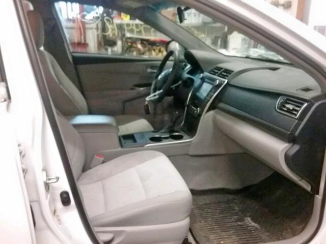 4T1BD1FK0GU200550 - 2016 TOYOTA CAMRY HYBR GRAY photo 5