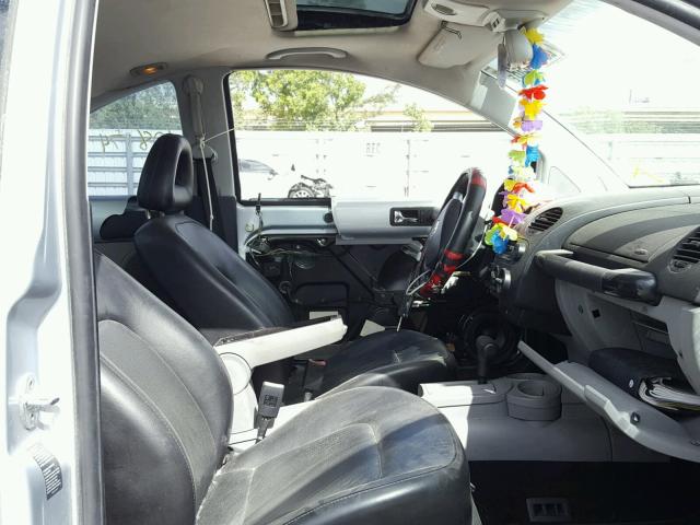 3VWCB21C12M442410 - 2002 VOLKSWAGEN NEW BEETLE ვერცხლისფერი ფოტო 5